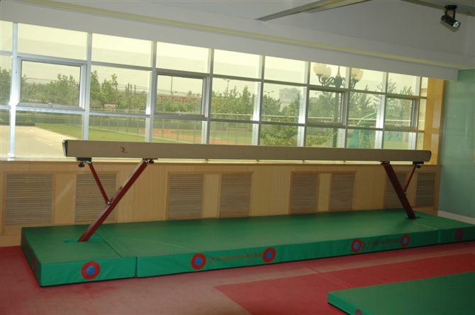 ƽ��ľ���o�|